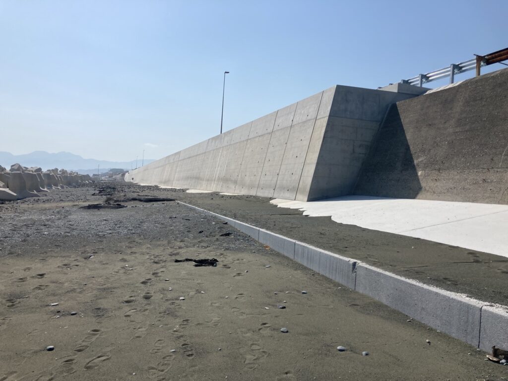 Ｒ３国道１号西湘ＢＰ災害対策工事