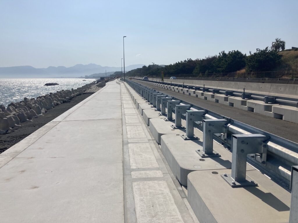 Ｒ３国道１号西湘ＢＰ災害対策工事 