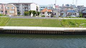 鶴見川水管橋左岸橋台撤去工事